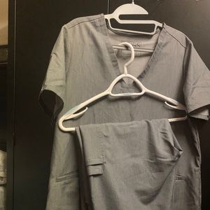 Grey color figs scrubs